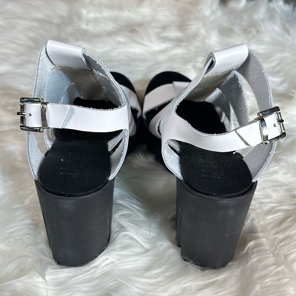 New white and black wedges - Picture 3 of 8